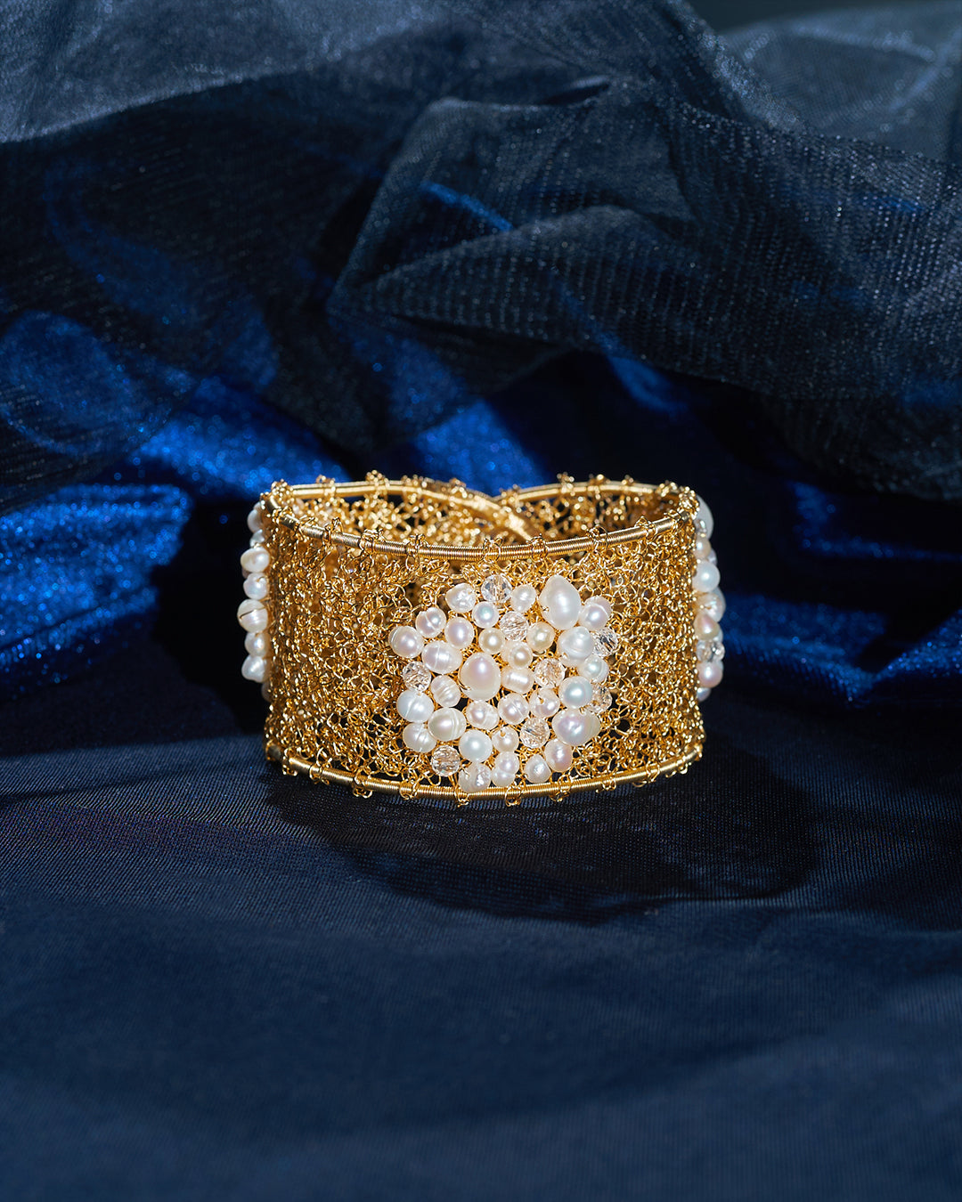 Zenara Pearl Gold Bangle