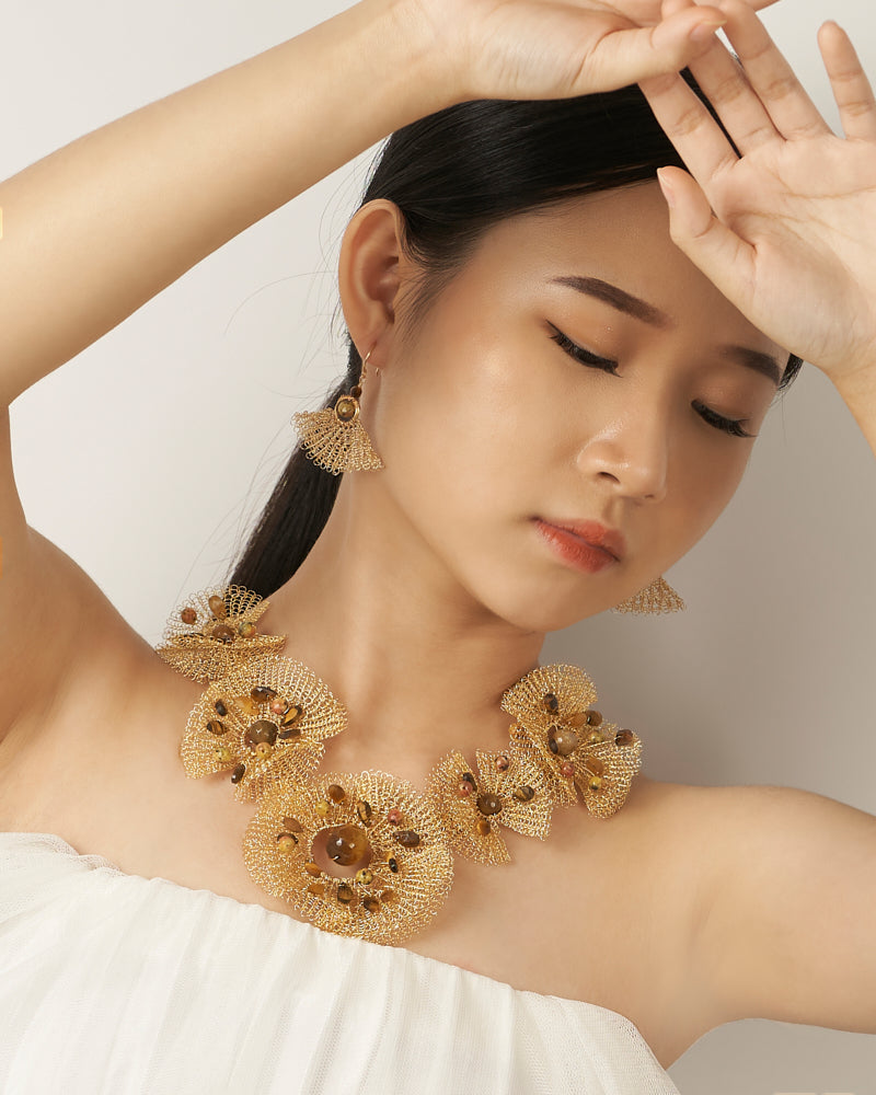 Dreamy Lyra Earring Tiger Eye Gold