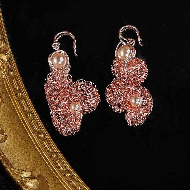 Wave circle earring pearl pink