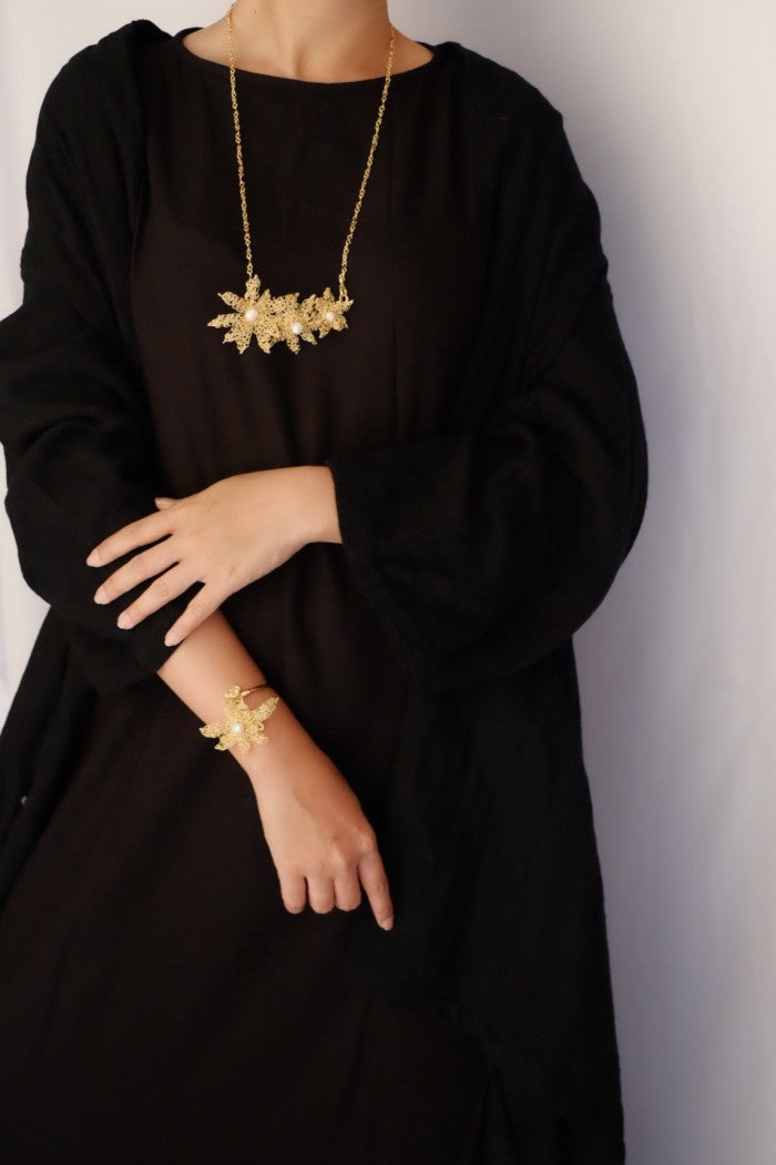 KEMUNING NECKLACE GOLD PEARL