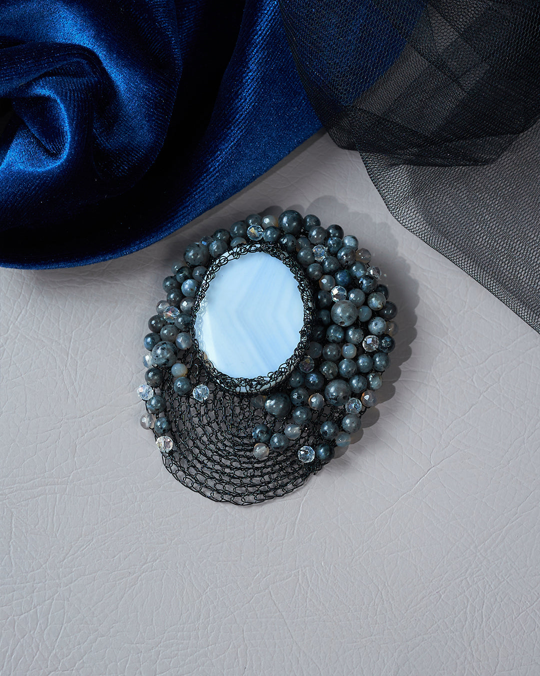 Zenara Brooch Black