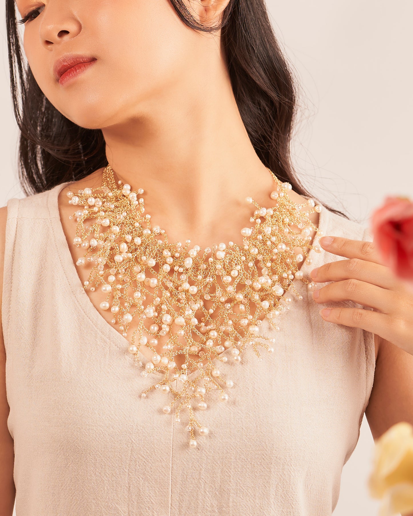 Vine Pearl Gold Necklace