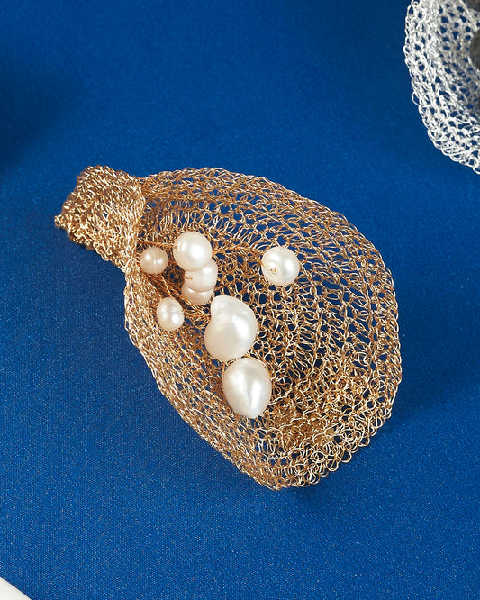 Elara Gold Brooch