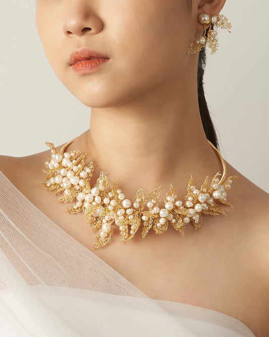 Dreamy Petal Pearl Gold