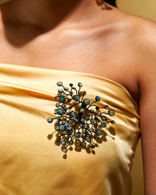 Luxelle Brooch Black