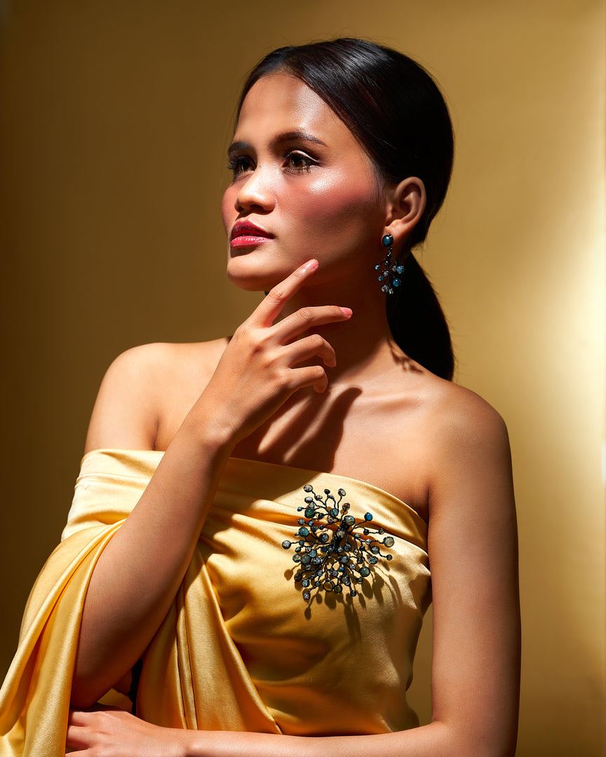 Luxelle Brooch Black