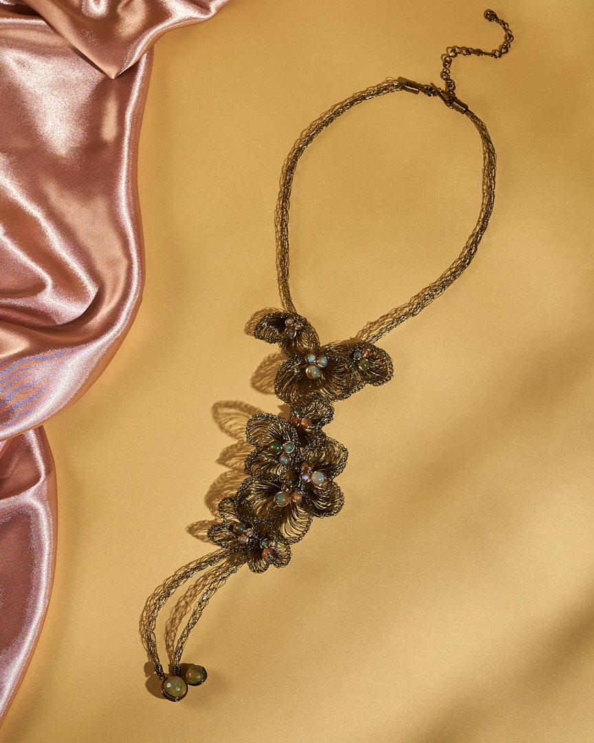 Metara Vintage Necklace