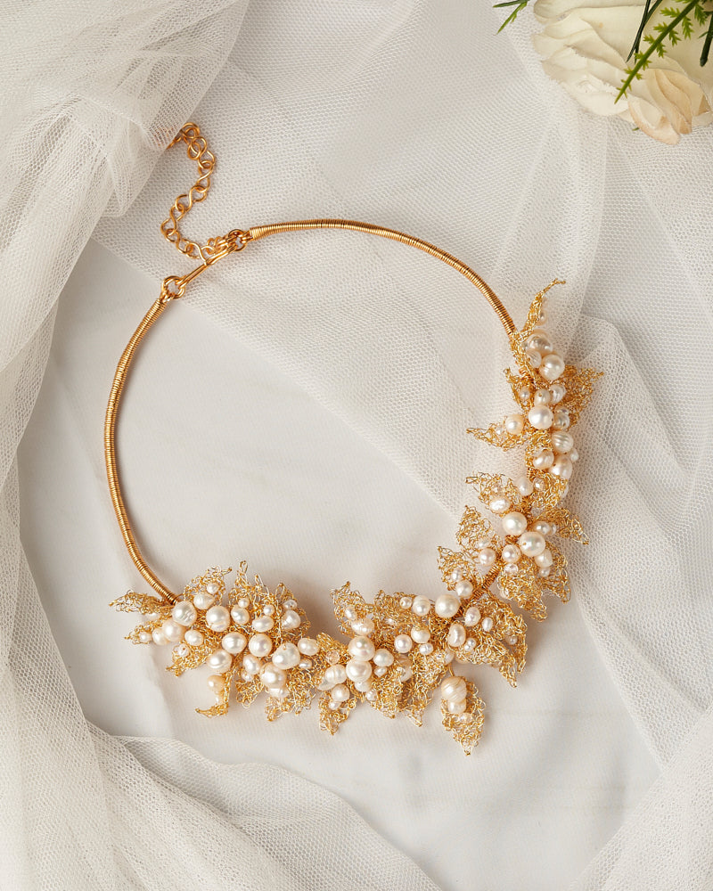 Dreamy Petal Pearl Gold
