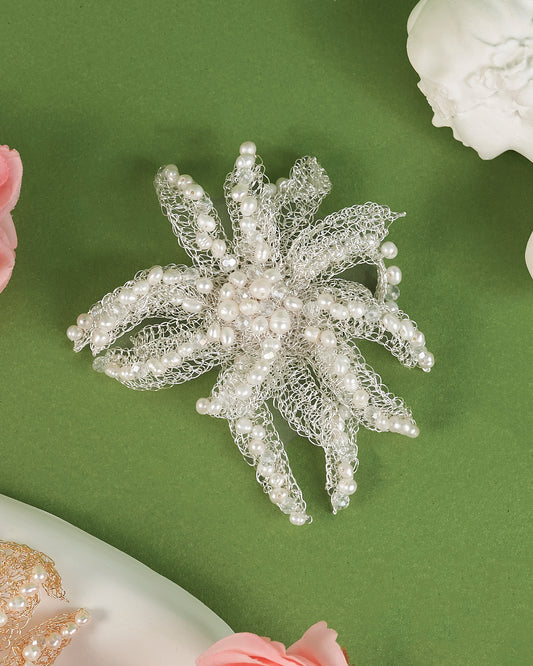 Araflora Pearl Silver Brooch