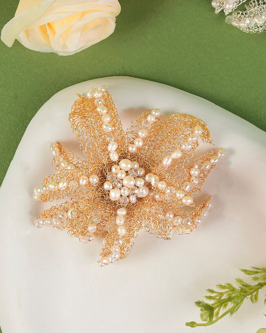 Araflora Pearl Gold Brooch