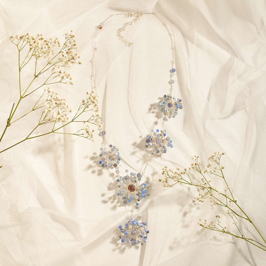 Baby breath single layer necklace blue silver