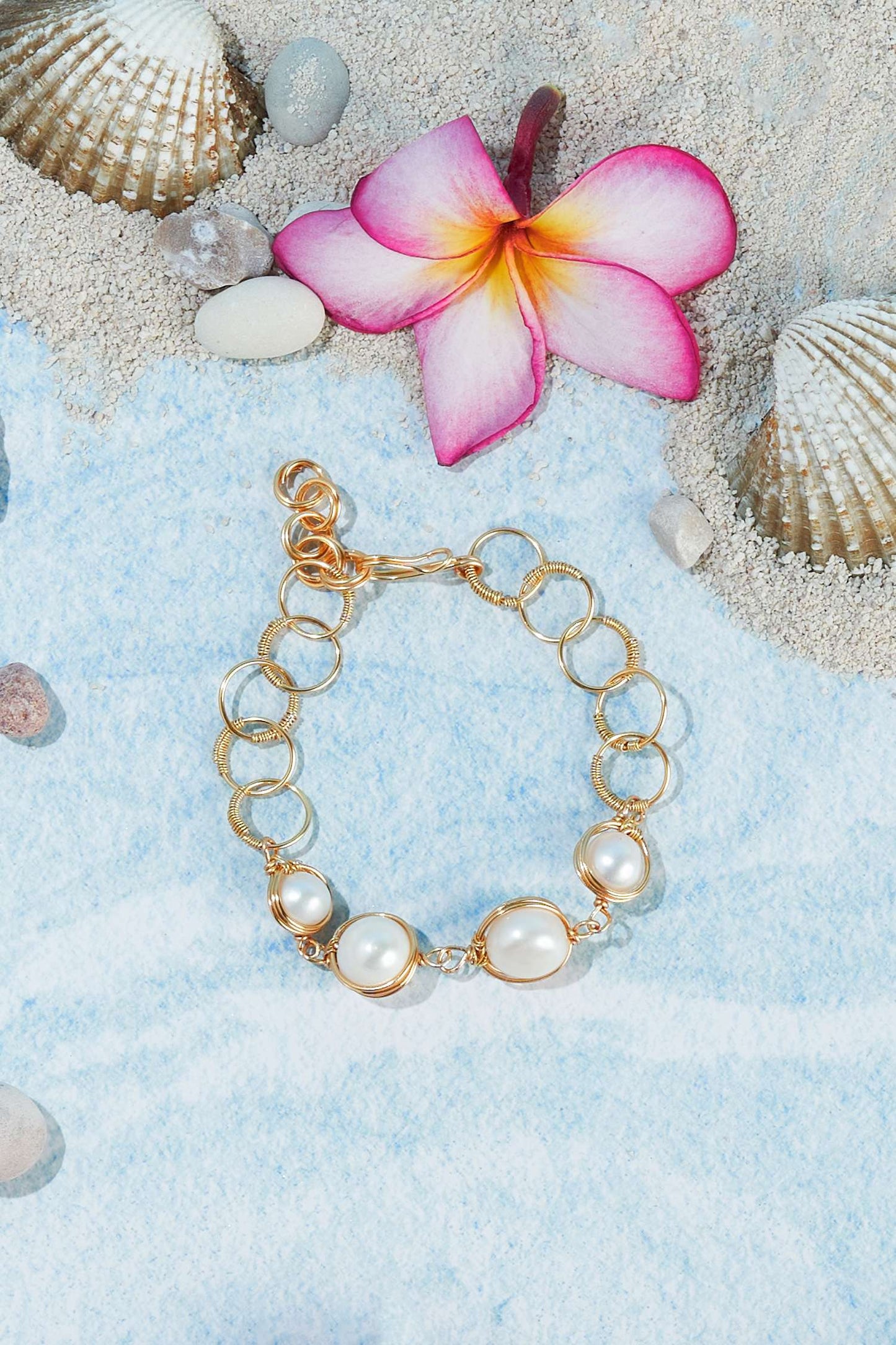Lisbon pearl gold bracelet (10)