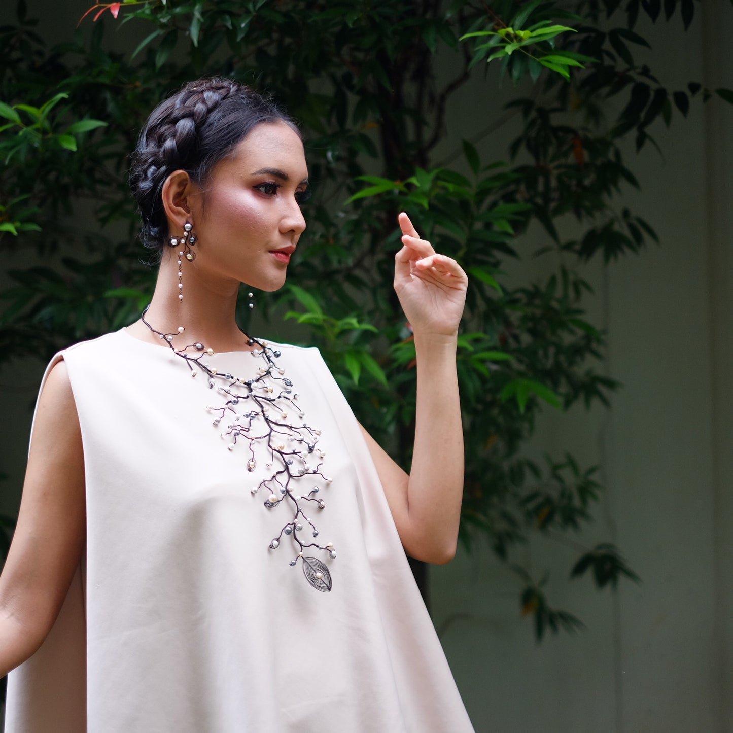 LUCERA EARING BLACK
