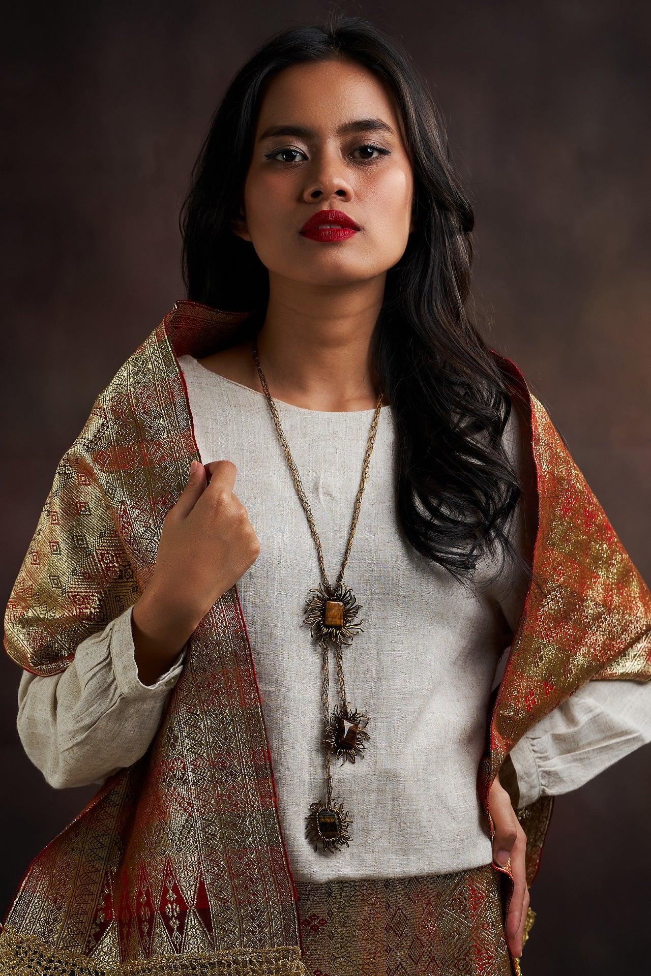 Mata Uroe knitting Tiger eye GM