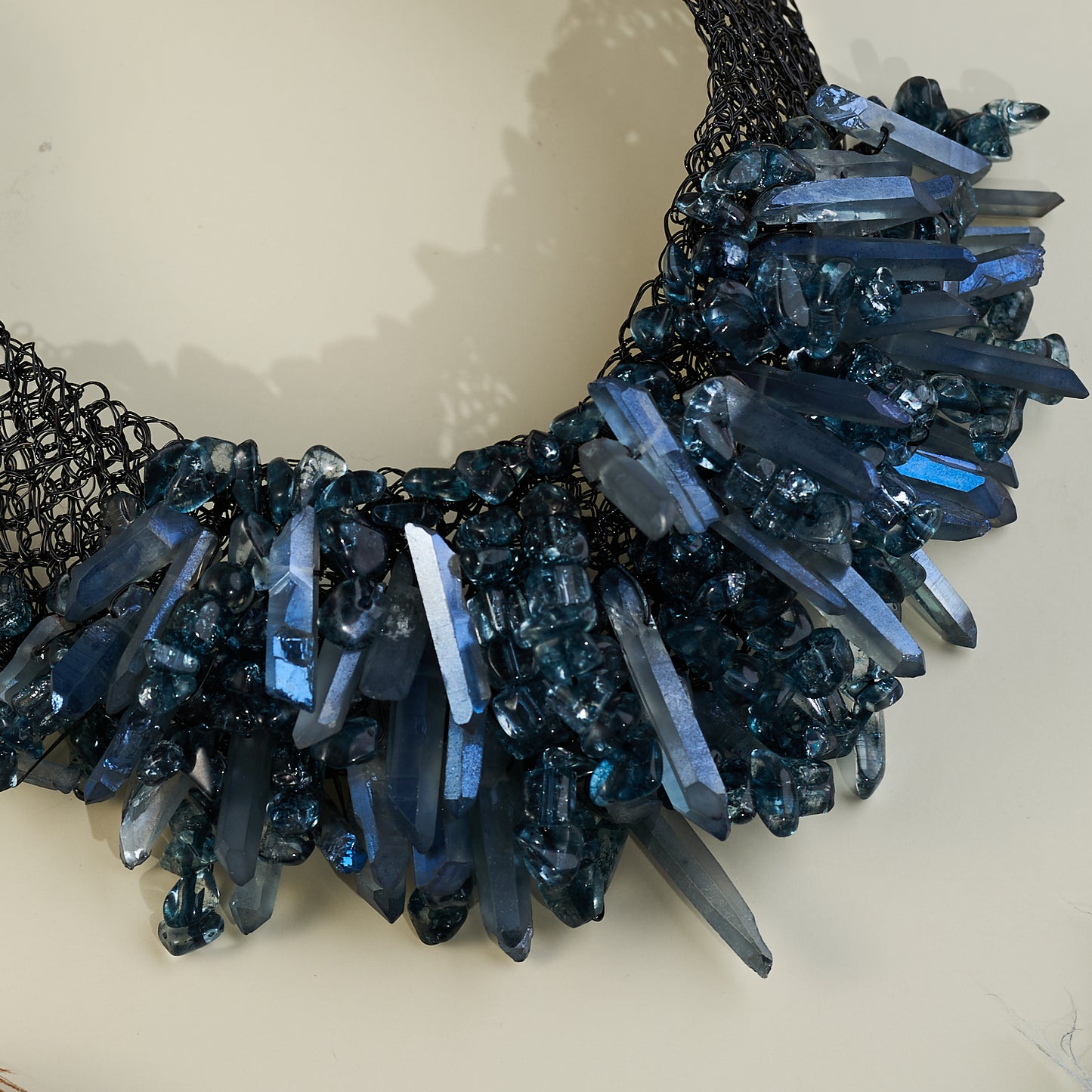 Borneo blue crystal black choker