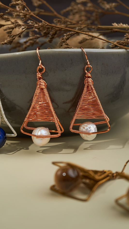 Marangga Pearl RG dangling earrings