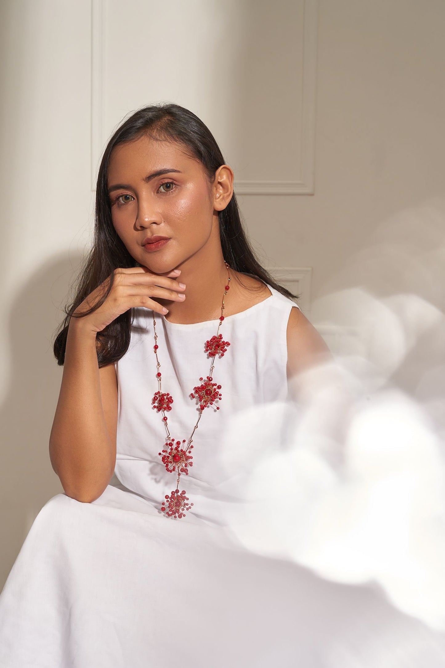 Baby breath single layer necklace red RG
