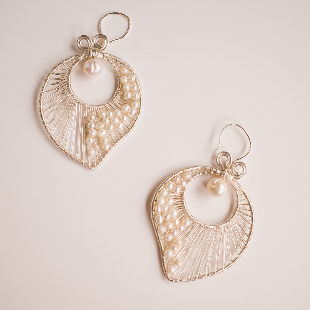ZANNA EARRING PEARL SILVER