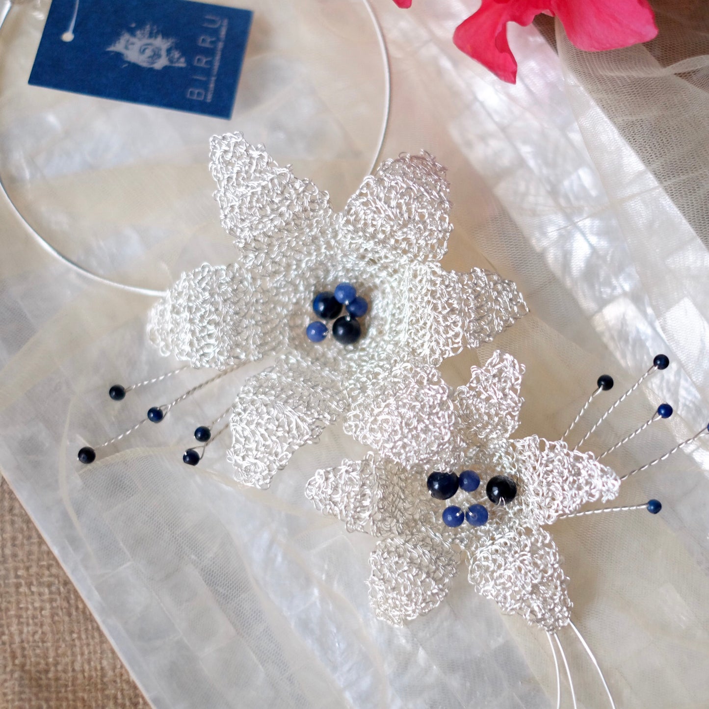 FRANGIPANI NECKLACE BLUE SILVER